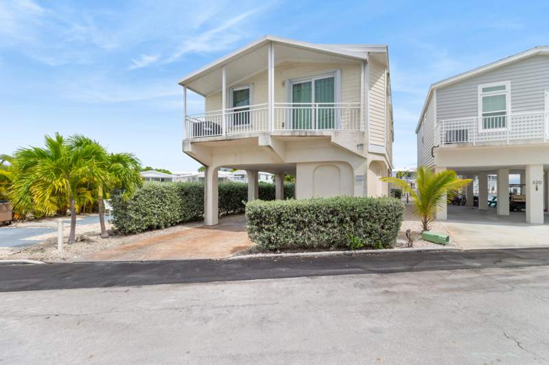 2 bedroom Mobile Home at 701 Spanish Main Drive #321, Venture Out (23.0), Cudjoe Key — photo 2