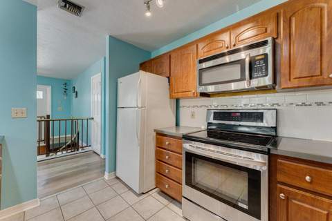 391 10th Street, Key Colony FL - photo 20 of 38