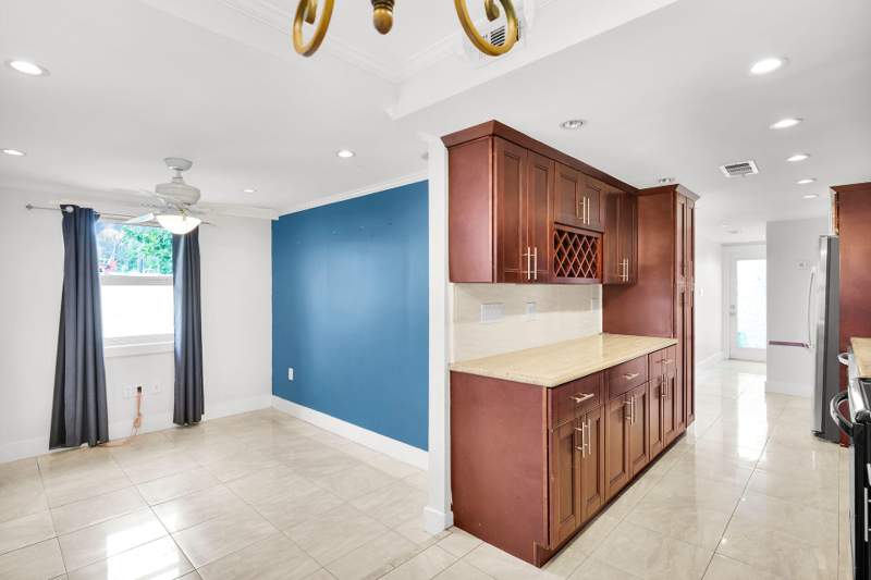 4 bedroom Duplex at 6415 2nd Terrace, Maloney Sub (5.0), Stock Island — photo 5