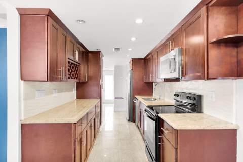 6415 2nd Terrace, Stock Island FL - photo 6 of 32