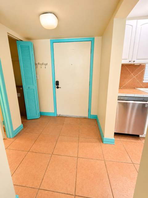 79901 Overseas Highway #220, Upper Matecumbe Key Islamorada FL - photo 15 of 17