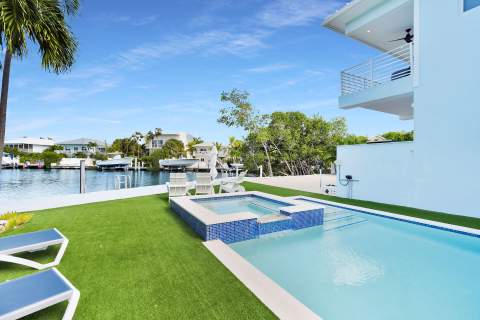 107 Azalea Street, Plantation Key FL - photo 10 of 76