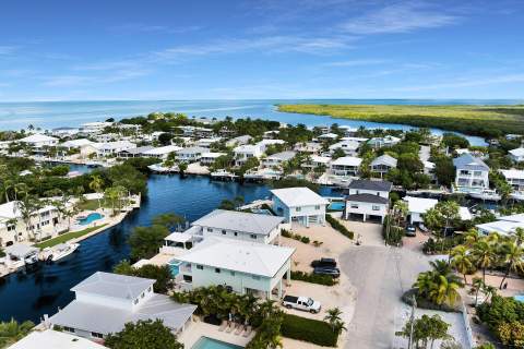 107 Azalea Street, Plantation Key FL - photo 16 of 76