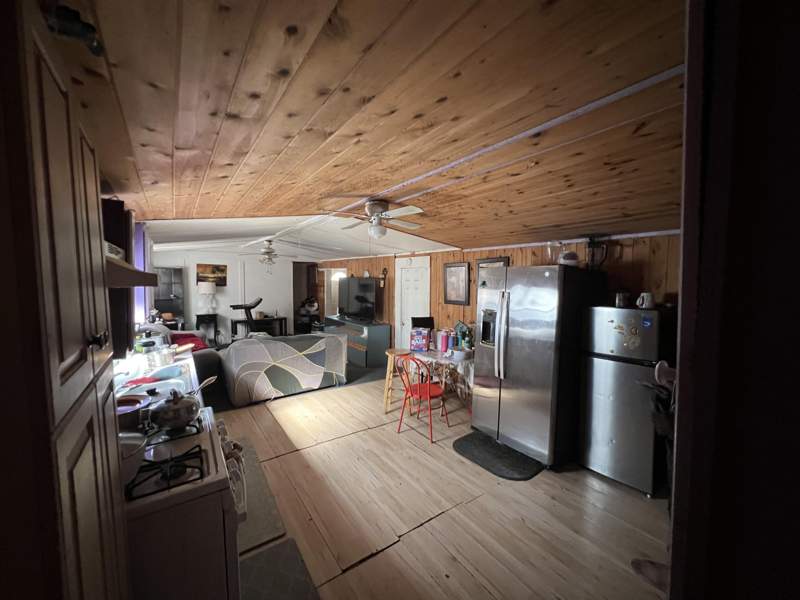 3 bedroom Mobile Home at 5405 3rd Avenue, Robyn Sub (5.0), Stock Island — photo 3