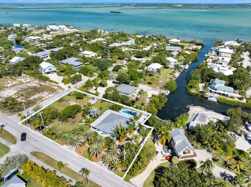 3 bedroom Single Family Residence at 1481 Sugarloaf Boulevard, Sugarloaf Shores (17.0), Sugarloaf Key — photo 2