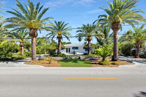 1481 Sugarloaf Boulevard, Sugarloaf Key FL - photo 12 of 53