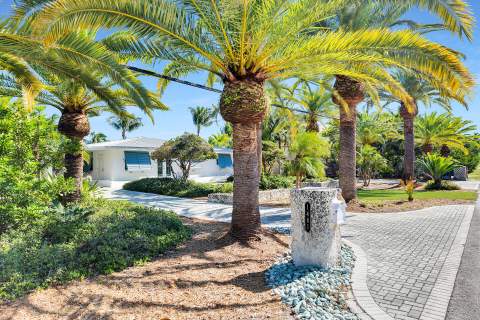 1481 Sugarloaf Boulevard, Sugarloaf Key FL - photo 14 of 53