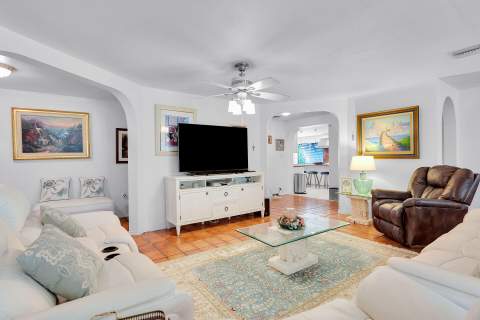 1481 Sugarloaf Boulevard, Sugarloaf Key FL - photo 17 of 53