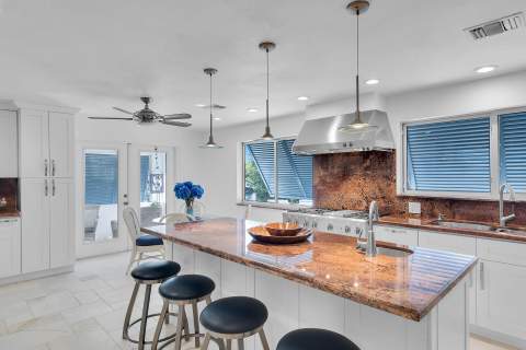1481 Sugarloaf Boulevard, Sugarloaf Key FL - photo 21 of 53