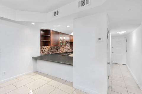 201 E Ocean Drive #312, Key Colony FL - photo 14 of 36