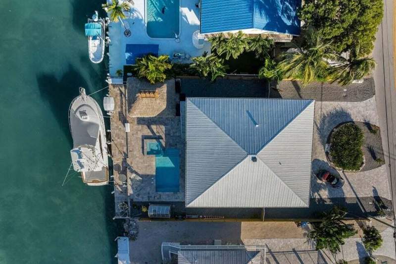 2 bedroom Single Family Residence at 232 W Seaview Drive, Plantation Island (61.0), Duck Key — photo 5