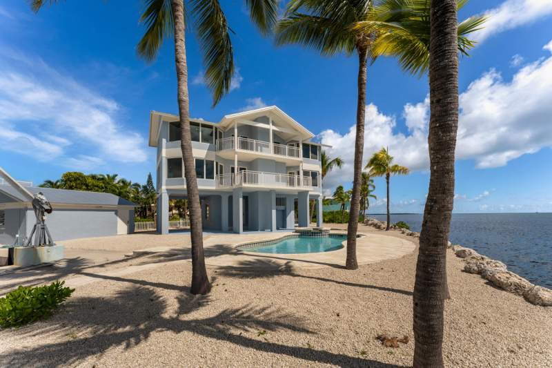 5 bedroom Single Family Residence at 1200 Mockingbird Road, Lime Grove Estates (96.0), Key Largo — photo 3