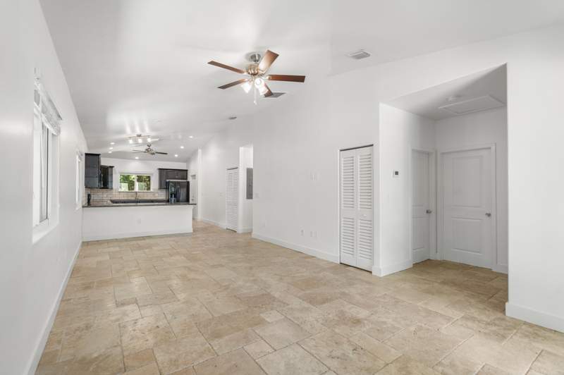 3 bedroom Single Family Residence at 639 Cabrera Street, S Creek Village (103.0), Key Largo — photo 5