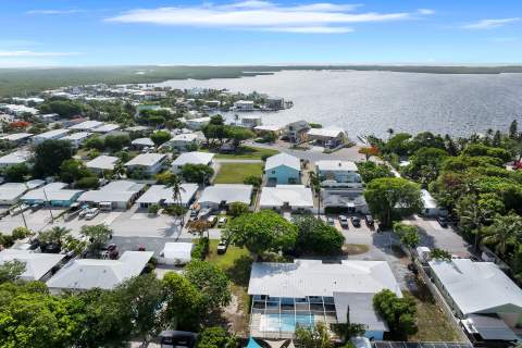 304 2Nd Ter, Key Largo FL - photo 9 of 97
