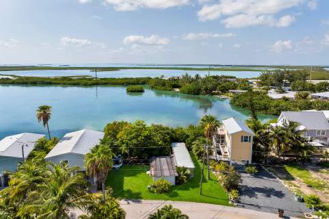 6 Beach Drive, Saddlebunch FL - photo 12 of 14