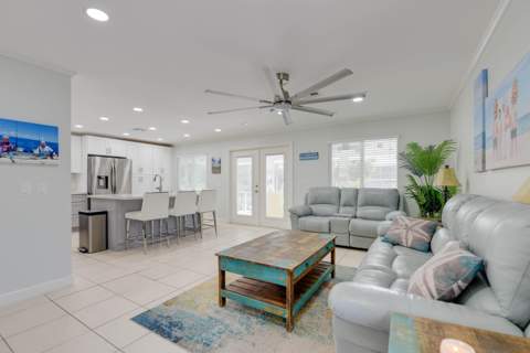 1669 Lantana Lane, Big Pine Key FL - photo 7 of 45
