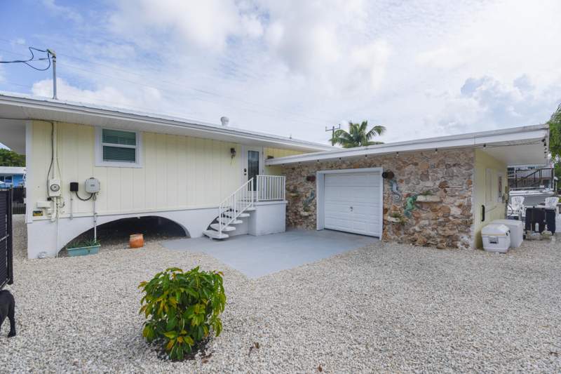 2 bedroom Single Family Residence at 1669 Lantana Lane, Eden Pines Colony (29.0), Big Pine Key — photo 2