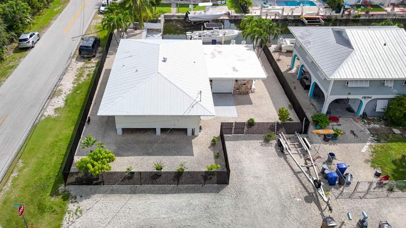 2 bedroom Single Family Residence at 1669 Lantana Lane, Eden Pines Colony (29.0), Big Pine Key — photo 4