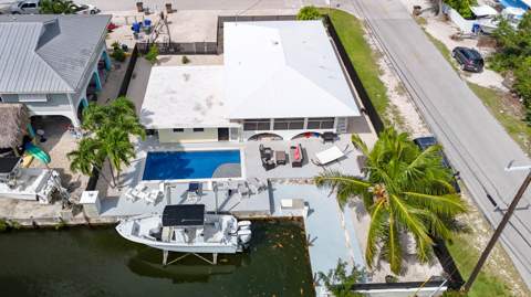 1669 Lantana Lane, Big Pine Key FL - photo 6 of 45
