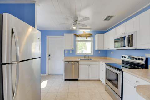 28441 Meyer Avenue, Little Torch Key FL - photo 8 of 29