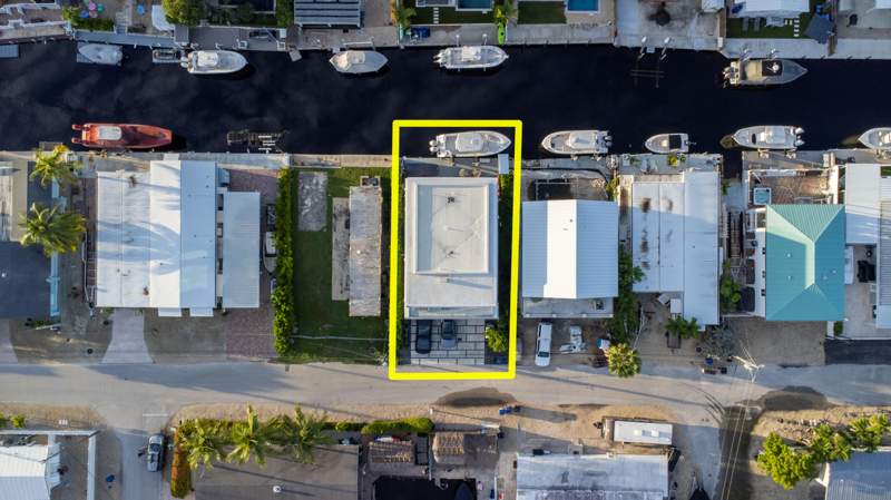 5 bedroom Single Family Residence at 164 W Avenue C, Key Largo Trlr Village (101.5), Key Largo — photo 3