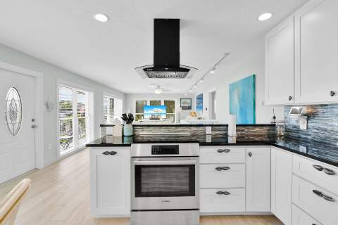 2110 Dolphin Drive, Marathon FL - photo 10 of 44