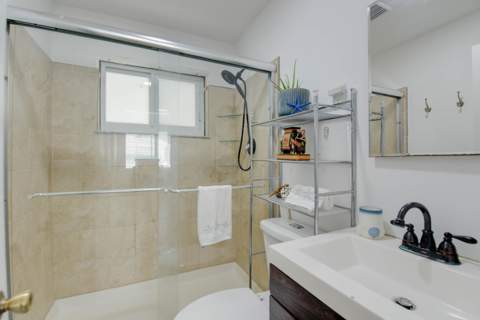 30378 Palm Drive, Big Pine Key FL - photo 17 of 27