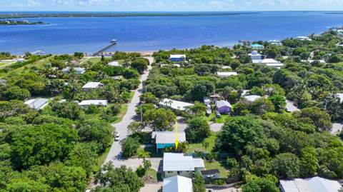 30378 Palm Drive, Big Pine Key FL - photo 9 of 27