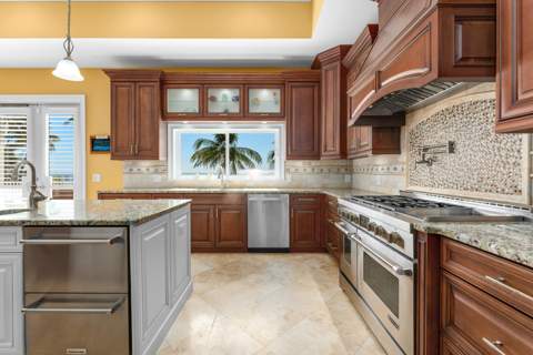 75931 Overseas Highway, Lower Matecumbe FL - photo 21 of 73