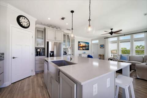 27307 Martinique Lane, Ramrod Key FL - photo 11 of 62