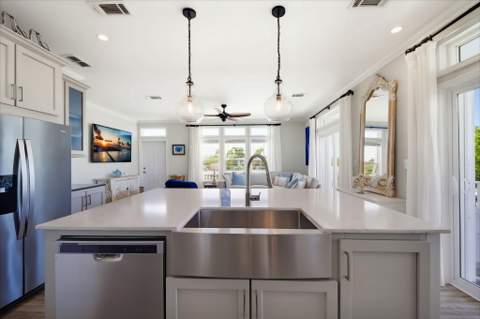 27307 Martinique Lane, Ramrod Key FL - photo 13 of 62