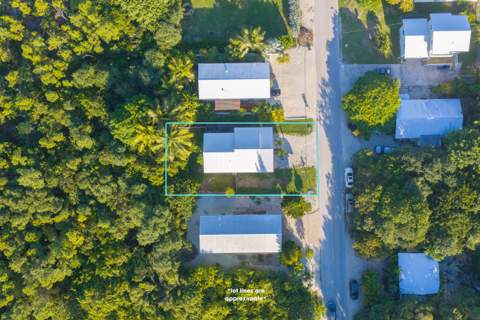 29283 Coconut Palm Drive, Big Pine Key FL - photo 18 of 48