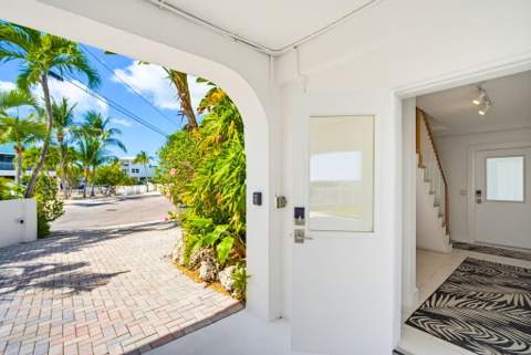 1083 Labat Lane, Cudjoe Key FL - photo 23 of 73