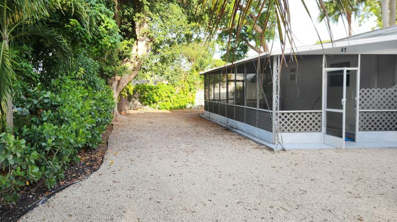 2 bedroom Mobile Home at 41 Tina Place, Largo Gardens (102.0), Key Largo — photo 2