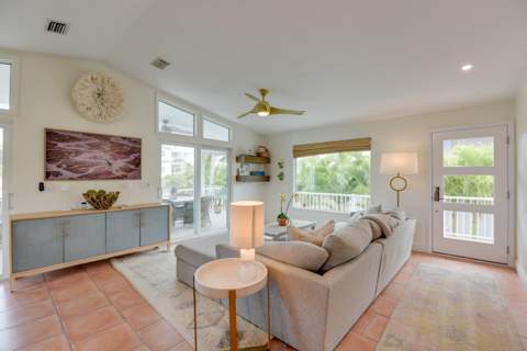 637 E Caribbean Drive, Summerland Key FL - photo 7 of 46