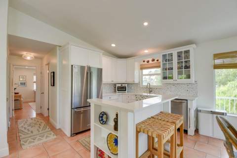 637 E Caribbean Drive, Summerland Key FL - photo 15 of 46