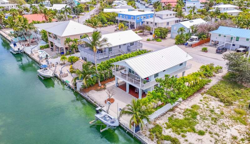 2 bedroom Single Family Residence at 637 E Caribbean Drive, Summerland Key Cove (25.0), Summerland Key — photo 2