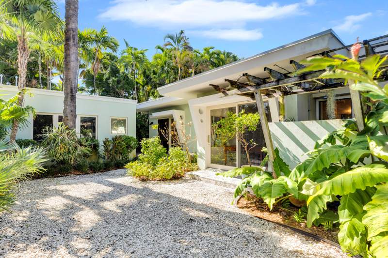 4 bedroom Single Family Residence at 1028 Flagler Avenue, Martello Towers (1.0), Key West — photo 2