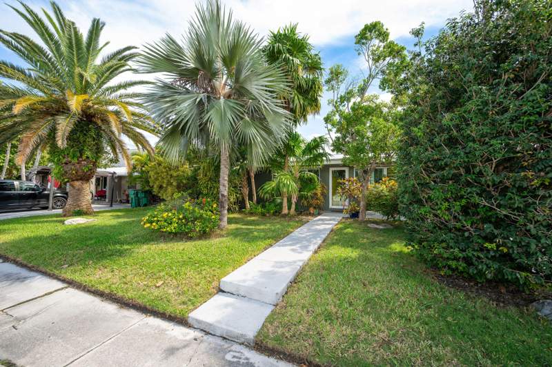 2 bedroom Single Family Residence at 2514 Flagler Avenue, Coral Estates (2.0), Key West — photo 2