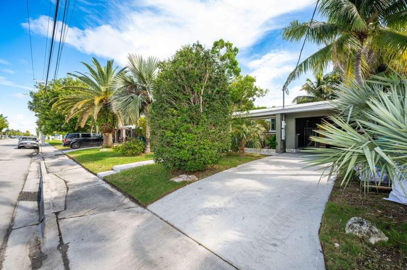 2 bedroom Single Family Residence at 2514 Flagler Avenue, Coral Estates (2.0), Key West — photo 4