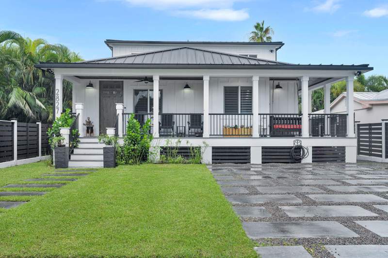 5 bedroom Single Family Residence at 2827 Harris Avenue, Lime Grove (3.0), Key West — photo 2