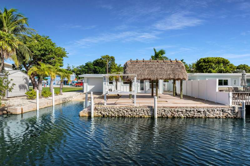 2 bedroom Single Family Residence at 251 Azalea Street, Plant Key Colony (90.0), Plantation Key — photo 2