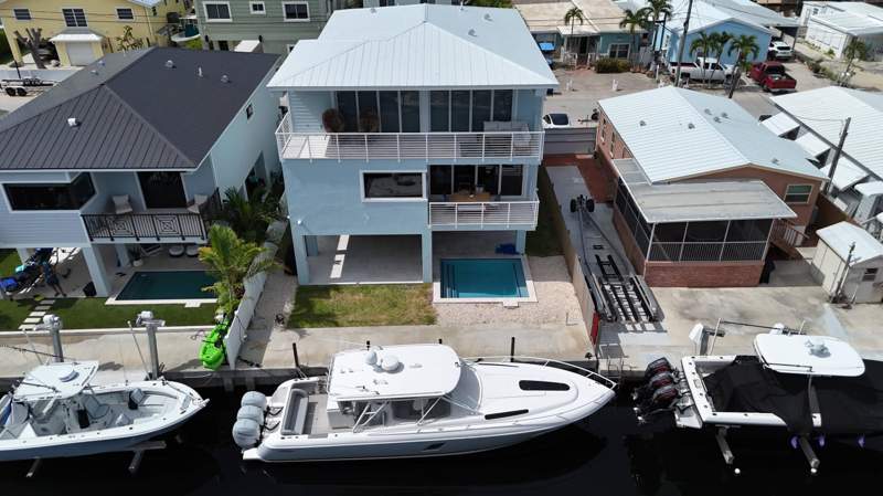 4 bedroom Single Family Residence at 175 W Avenue A, Key Largo Trlr Village (101.5), Key Largo — photo 4