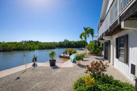 251 Pelican Lane, Big Pine Key FL - photo 12 of 58
