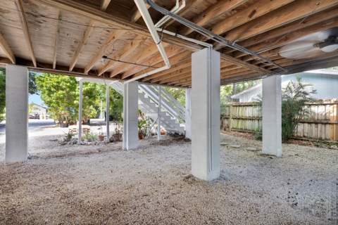 322 Mahogany Drive, Key Largo FL - photo 18 of 34