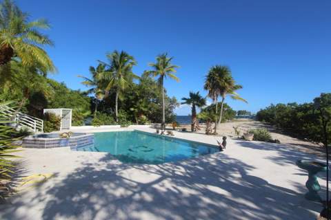 80 Ocean Front Drive, Key Largo FL - photo 9 of 73