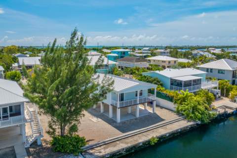 29667 Flying Cloud Avenue, Big Pine Key FL - photo 6 of 64