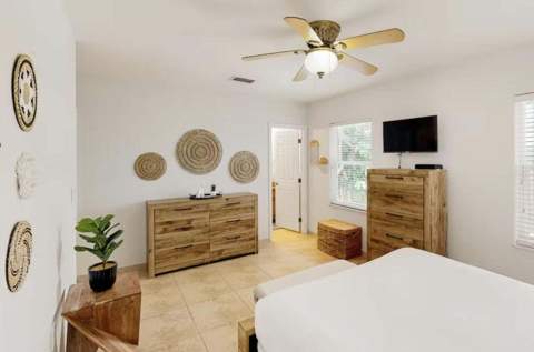 360 3rd St Ocean Street, Key Colony FL - photo 9 of 20