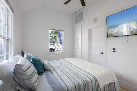 1004 Watson Street #1, Key West FL - photo 18 of 33