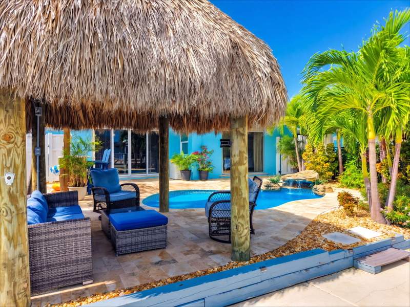 4 bedroom Duplex at 240-250 11th Street, Key Colony Bch 1st Addn Amd Plat (53.5), Key Colony — photo 4